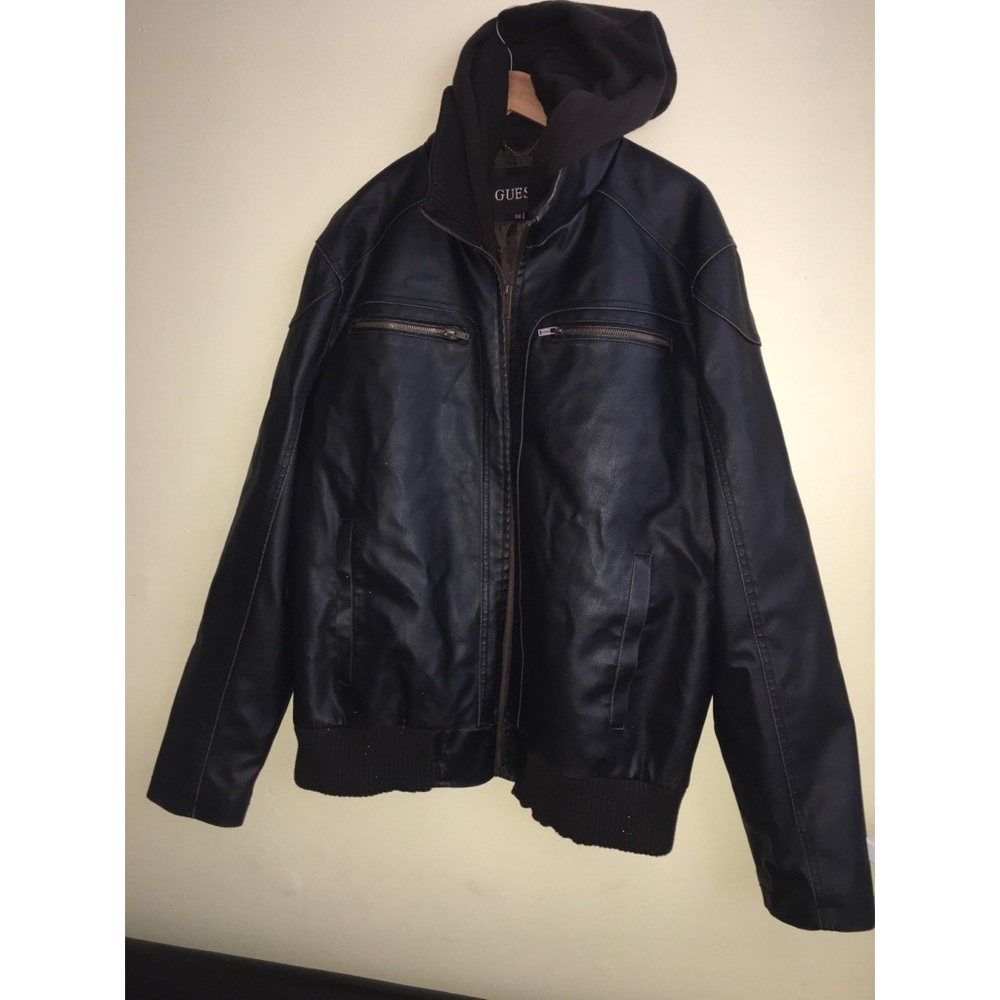 GUESS HOODED JACKET 🧥 XXL.